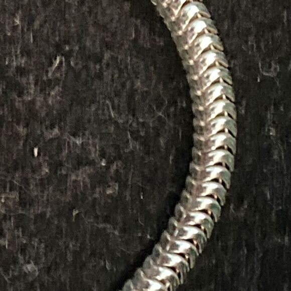 Charm Bracelet 925 silver Italian with peridot charm Makers mark MG￼ - Picture 4 of 6